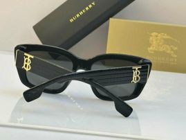 Picture of Burberry Sunglasses _SKUfw55531316fw